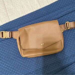 Fawn Freshly Picked leather bumbag